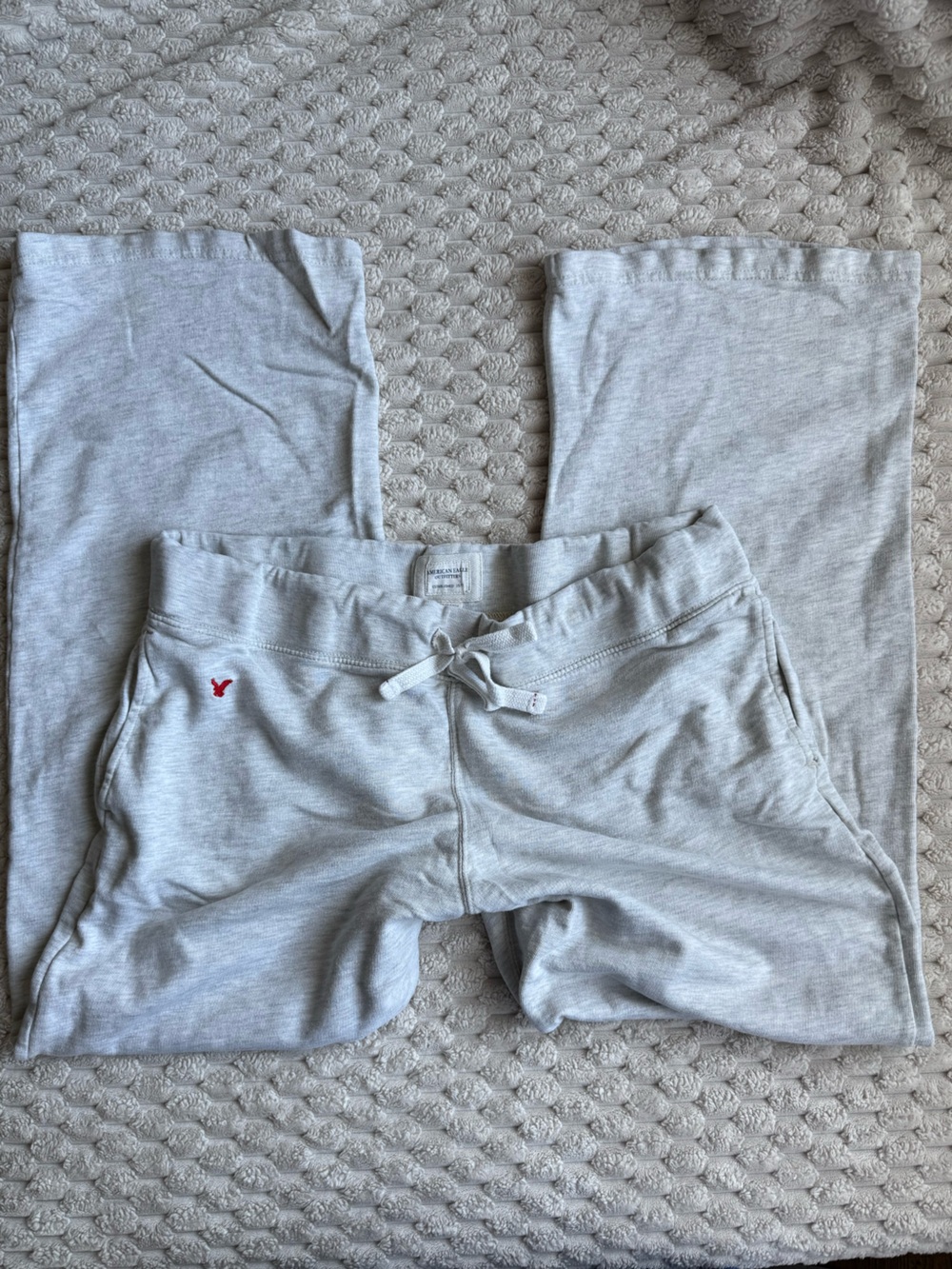American Eagle Outfitters Light Gray Men’s Athletic Shorts with Red Logo